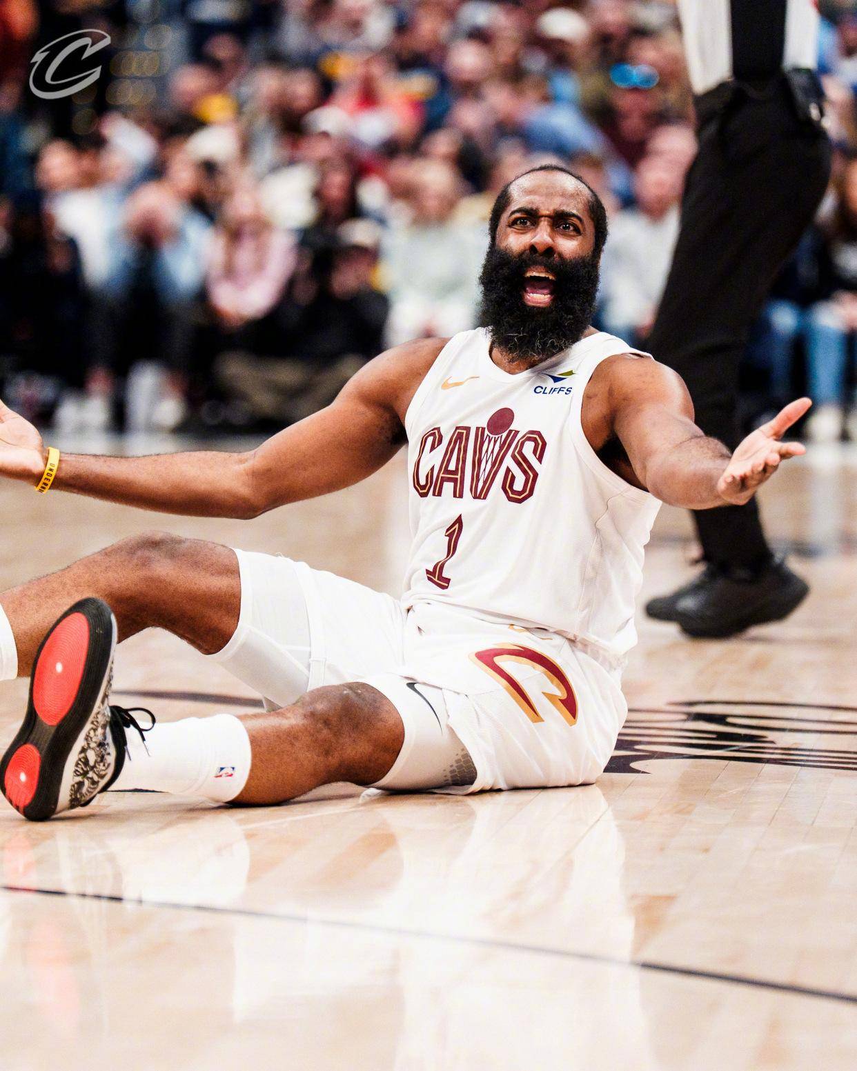 九游娱乐-包含哈登赛事官方发布回归赛场新规，掘金争议不断！的词条